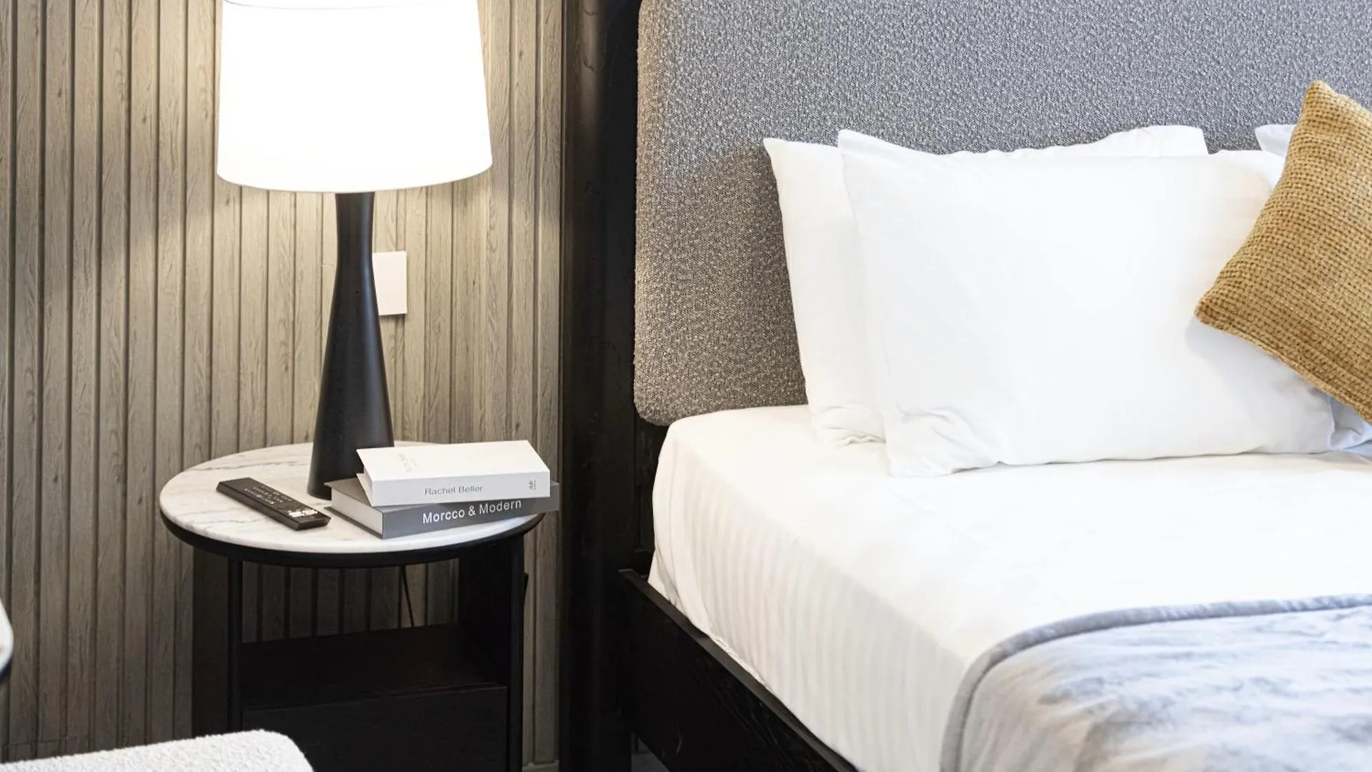 2Br The Al Jada Dream By Blue Cloud Holidays Sharjah